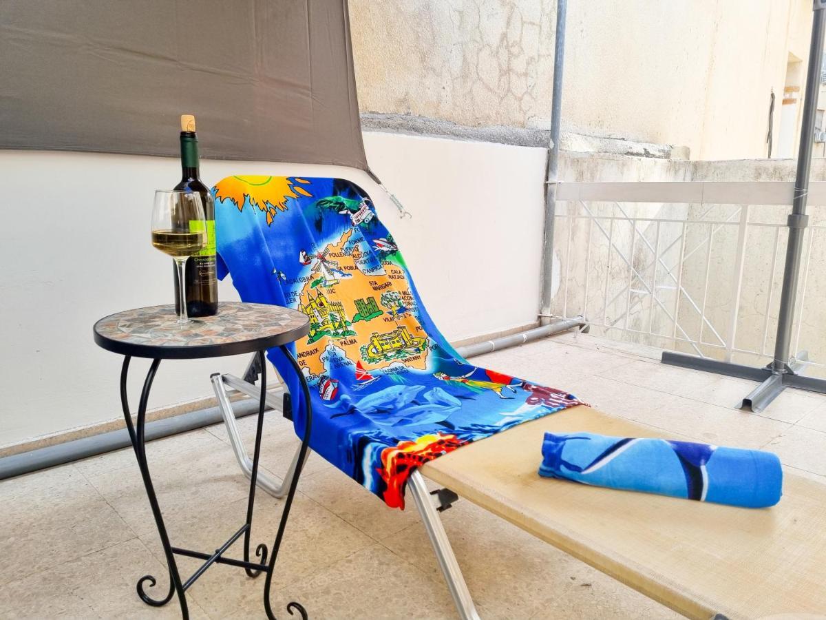 Citycenter Rooms Next To The Beach 라르나카 외부 사진
